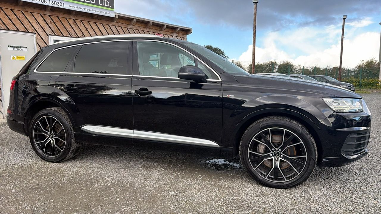 2019 AUDI Q7 S Line - vehicle photo 3 for sale on PureCar