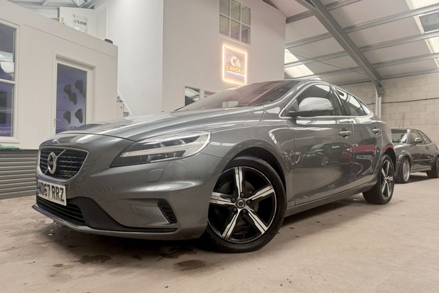 2018 Volvo V40