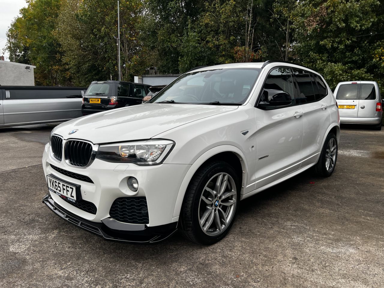 2015 BMW X3 2015 BMW X3 2.0 20d M Sport SUV 5dr Diesel Auto xDrive Euro 6 (s/s) (190 ps) ONLY 91330 MILES, MOT MAY 27, 3 SERVICES, JUSAT SERVICED, STUNNING BRIGHT WHITE X3 MSPORT SPEC INCLUDES HANDS FREE, FULL ELECTRICS, SAT NAV/DAB RADIO, HEATED LEATHER SEATS, FACTORY TINTED WINDOWS, AERO KIT, REAR SPOILER, ALLOYS, IN EXCELLENT CONDITION FIRST TO VIEW WILL BUY - vehicle photo 3 for sale on PureCar