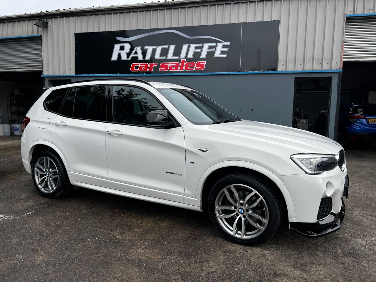 2015 BMW X3 2015 BMW X3 2.0 20d M Sport SUV 5dr Diesel Auto xDrive Euro 6 (s/s) (190 ps) ONLY 91330 MILES, MOT MAY 27, 3 SERVICES, JUSAT SERVICED, STUNNING BRIGHT WHITE X3 MSPORT SPEC INCLUDES HANDS FREE, FULL ELECTRICS, SAT NAV/DAB RADIO, HEATED LEATHER SEATS, FACTORY TINTED WINDOWS, AERO KIT, REAR SPOILER, ALLOYS, IN EXCELLENT CONDITION FIRST TO VIEW WILL BUY - vehicle photo 7 for sale on PureCar