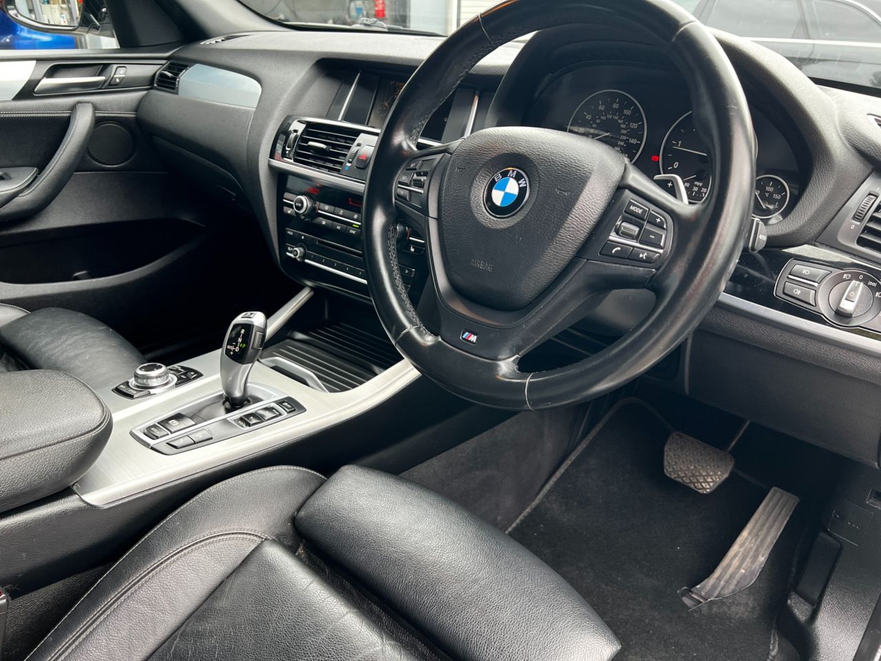 2015 BMW X3 2015 BMW X3 2.0 20d M Sport SUV 5dr Diesel Auto xDrive Euro 6 (s/s) (190 ps) ONLY 91330 MILES, MOT MAY 27, 3 SERVICES, JUSAT SERVICED, STUNNING BRIGHT WHITE X3 MSPORT SPEC INCLUDES HANDS FREE, FULL ELECTRICS, SAT NAV/DAB RADIO, HEATED LEATHER SEATS, FACTORY TINTED WINDOWS, AERO KIT, REAR SPOILER, ALLOYS, IN EXCELLENT CONDITION FIRST TO VIEW WILL BUY - vehicle photo 8 for sale on PureCar