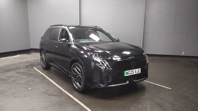 2025 Peugeot e-5008