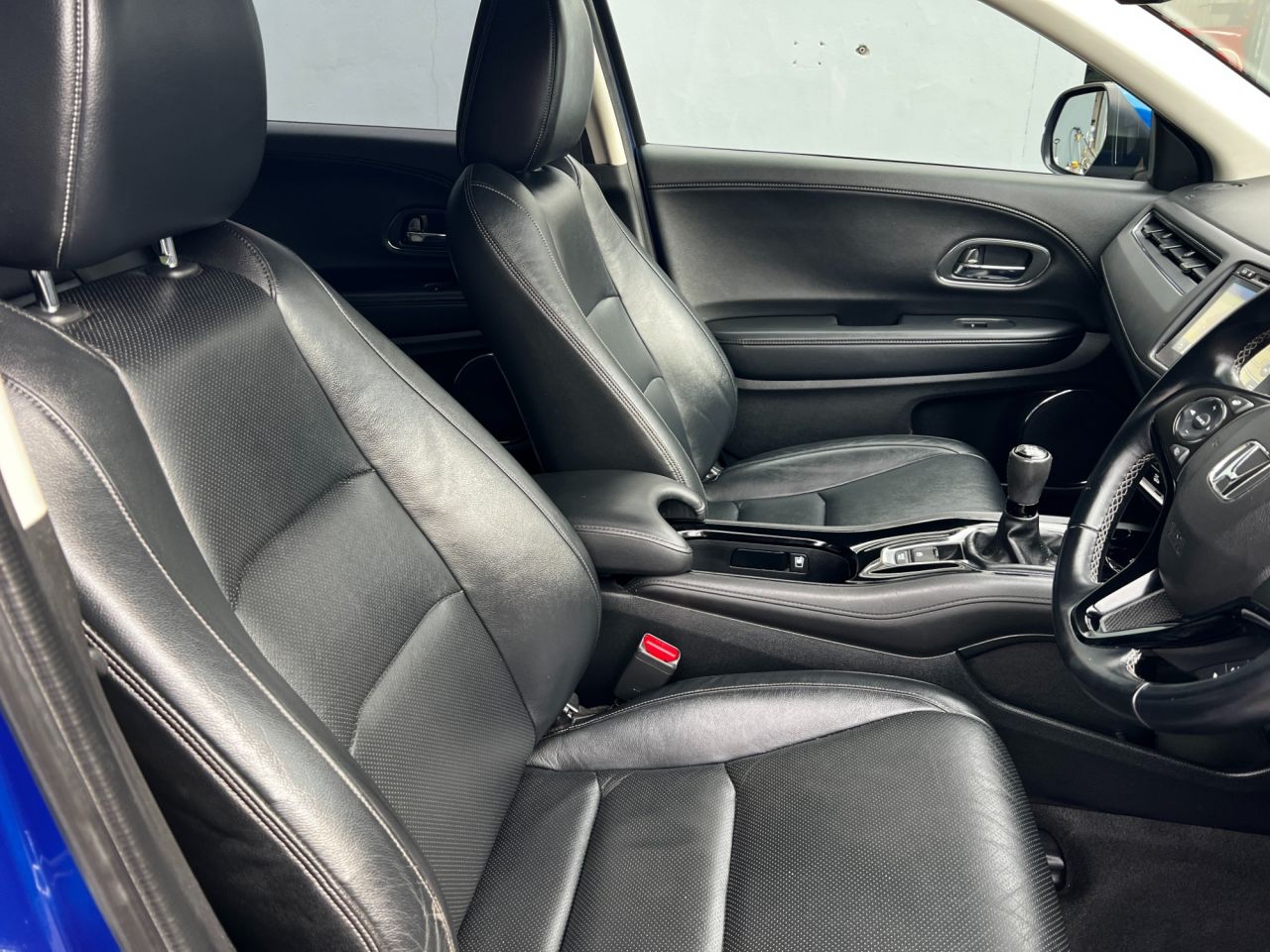 2019 HONDA HR-V 1.6 i-DTEC EX SUV 5dr Diesel Manual Euro 6 (s/s) (120 ps) - vehicle photo 6 for sale on PureCar