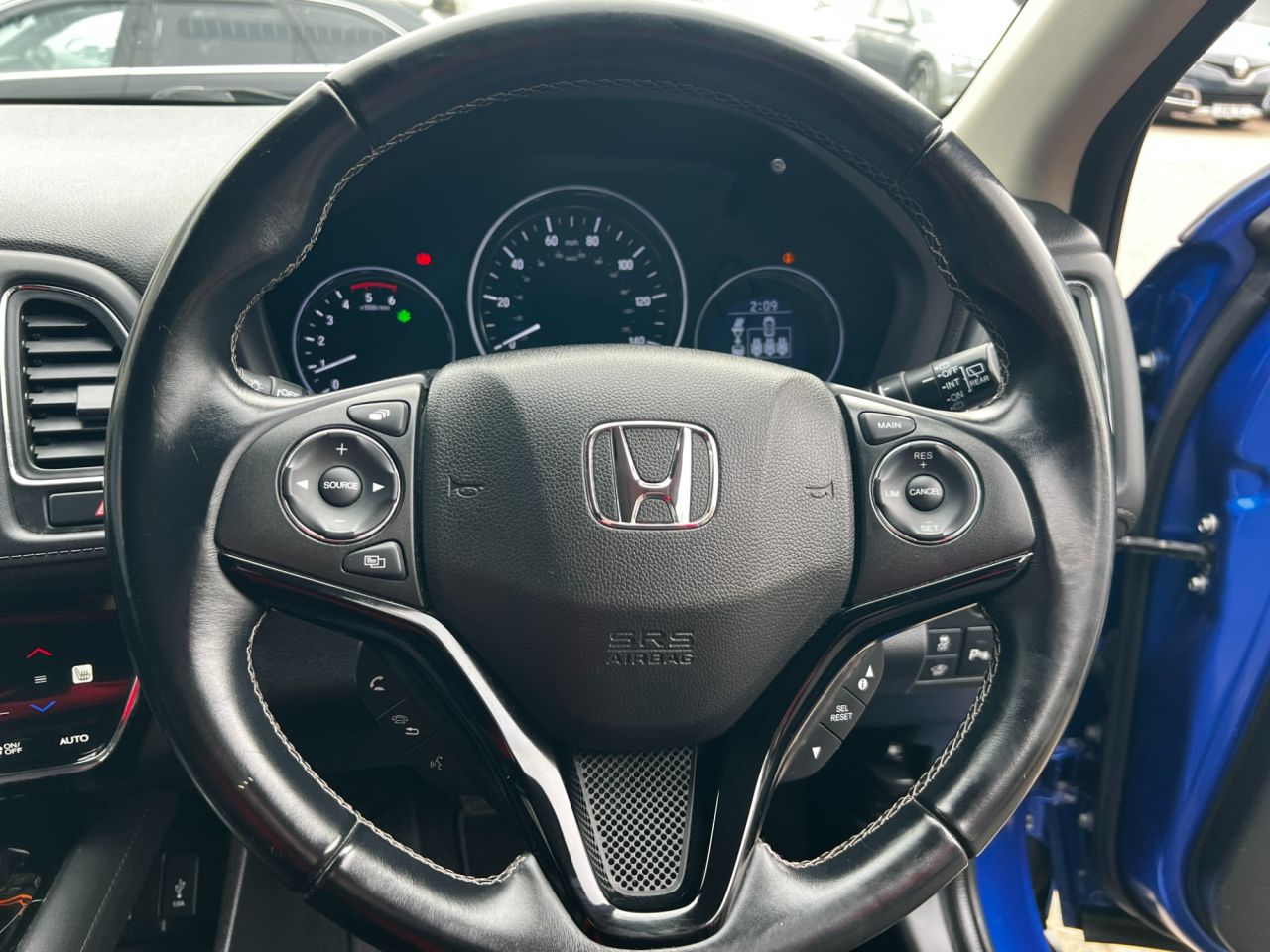 2019 HONDA HR-V 1.6 i-DTEC EX SUV 5dr Diesel Manual Euro 6 (s/s) (120 ps) - vehicle photo 9 for sale on PureCar