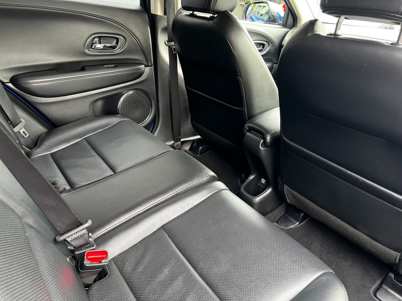 2019 HONDA HR-V 1.6 i-DTEC EX SUV 5dr Diesel Manual Euro 6 (s/s) (120 ps) - vehicle photo 12 for sale on PureCar