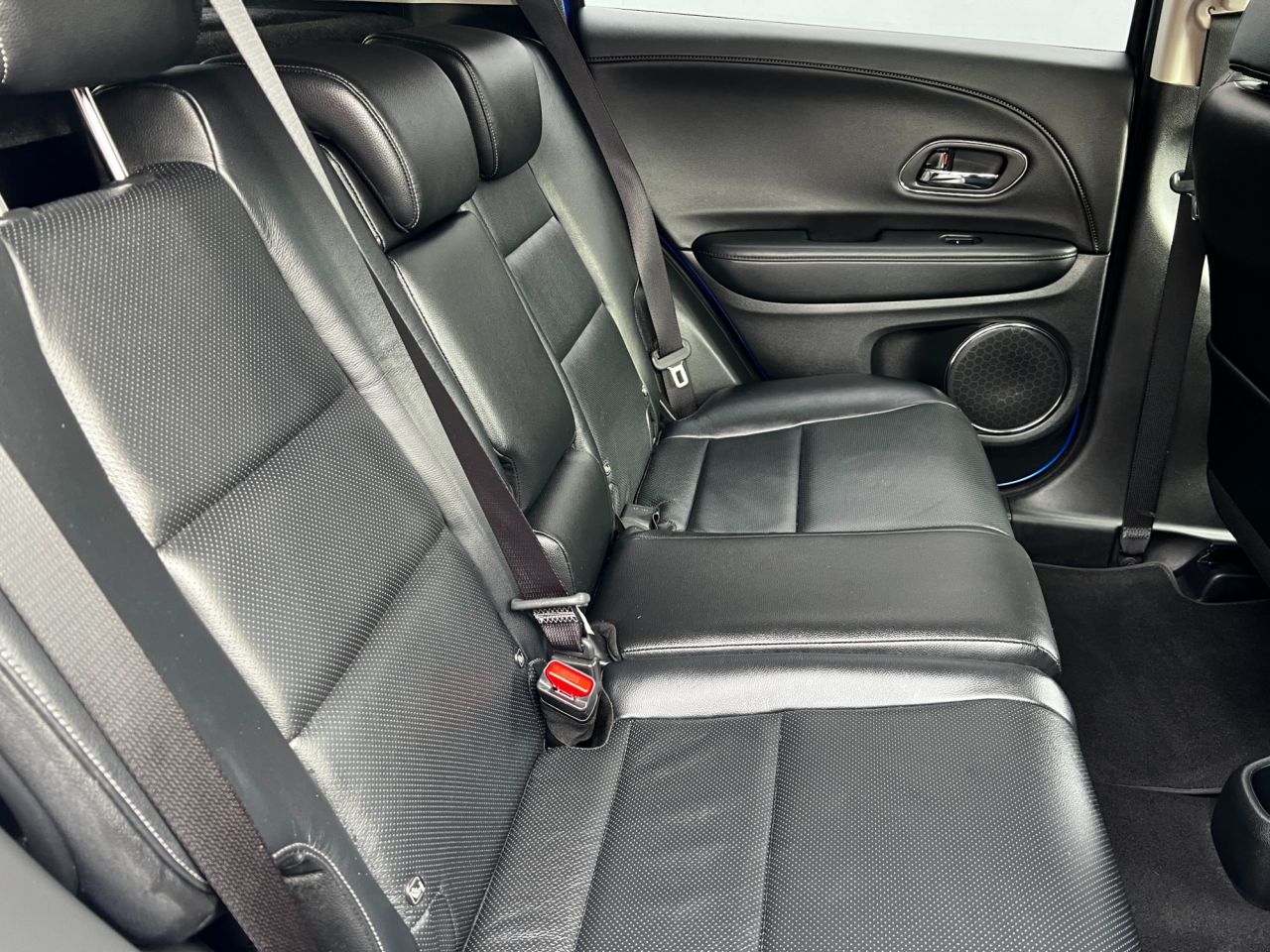 2019 HONDA HR-V 1.6 i-DTEC EX SUV 5dr Diesel Manual Euro 6 (s/s) (120 ps) - vehicle photo 13 for sale on PureCar