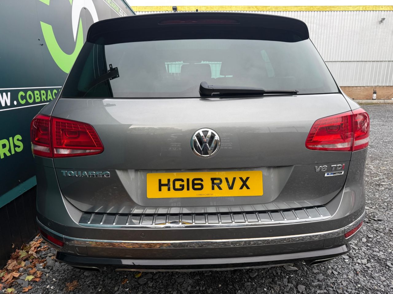 2016 VOLKSWAGEN TOUAREG 3.0 TDI V6 BlueMotion Tech R-Line SUV 5dr Diesel Tiptronic 4WD Euro 6 (s/s) - vehicle photo 5 for sale on PureCar