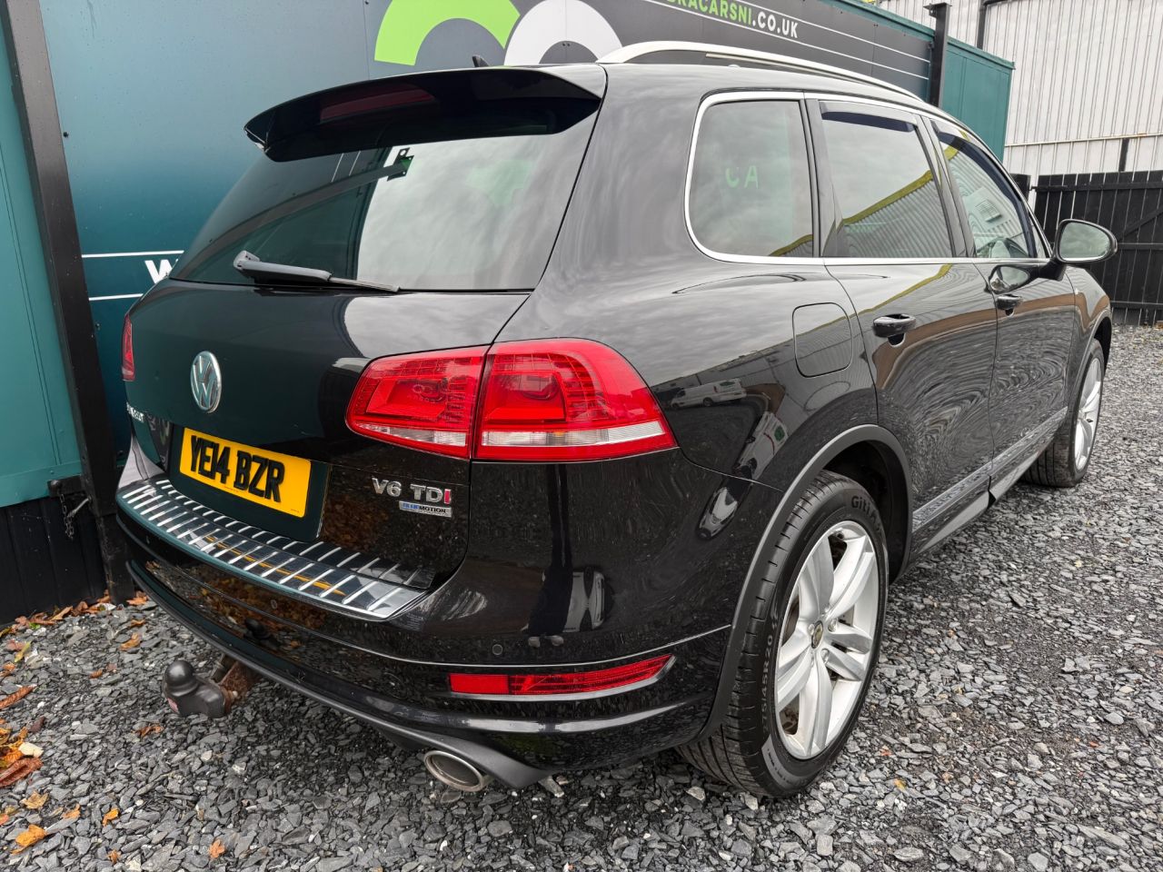 2014 VOLKSWAGEN TOUAREG 3.0 TDI V6 BlueMotion Tech R-Line SUV 5dr Diesel Tiptronic 4WD Euro 5 (s/s) - vehicle photo 5 for sale on PureCar