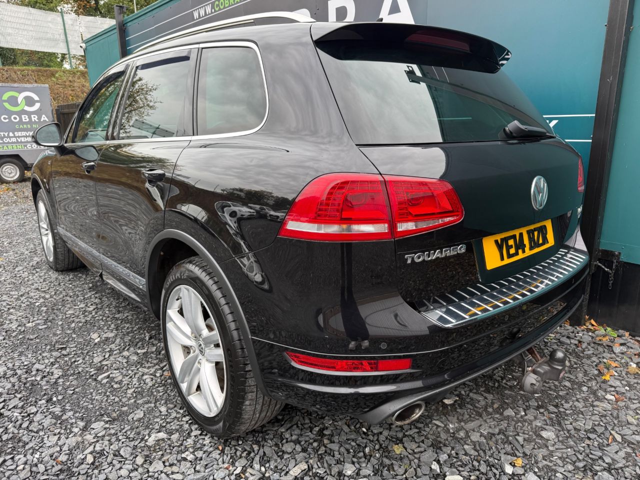 2014 VOLKSWAGEN TOUAREG 3.0 TDI V6 BlueMotion Tech R-Line SUV 5dr Diesel Tiptronic 4WD Euro 5 (s/s) - vehicle photo 8 for sale on PureCar