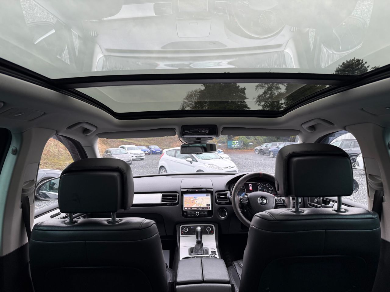 2014 VOLKSWAGEN TOUAREG 3.0 TDI V6 BlueMotion Tech R-Line SUV 5dr Diesel Tiptronic 4WD Euro 5 (s/s) - vehicle photo 17 for sale on PureCar