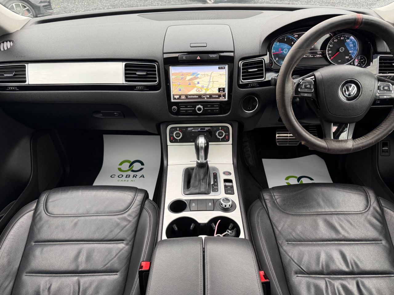 2014 VOLKSWAGEN TOUAREG 3.0 TDI V6 BlueMotion Tech R-Line SUV 5dr Diesel Tiptronic 4WD Euro 5 (s/s) - vehicle photo 21 for sale on PureCar