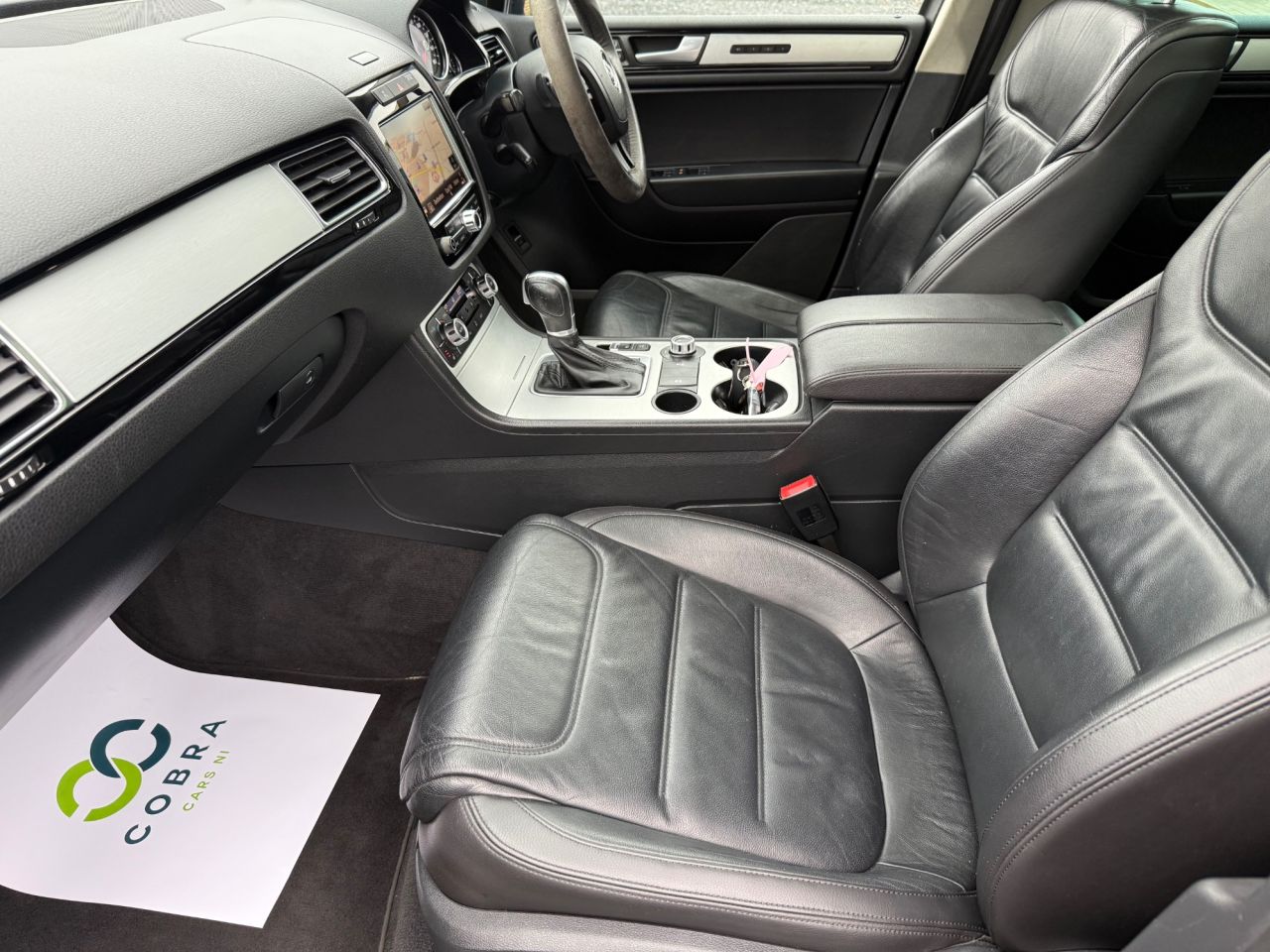 2014 VOLKSWAGEN TOUAREG 3.0 TDI V6 BlueMotion Tech R-Line SUV 5dr Diesel Tiptronic 4WD Euro 5 (s/s) - vehicle photo 23 for sale on PureCar