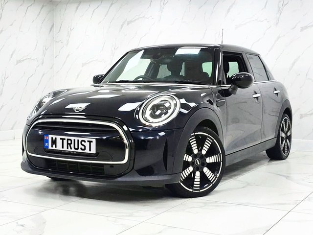 2023 MINI Hatch