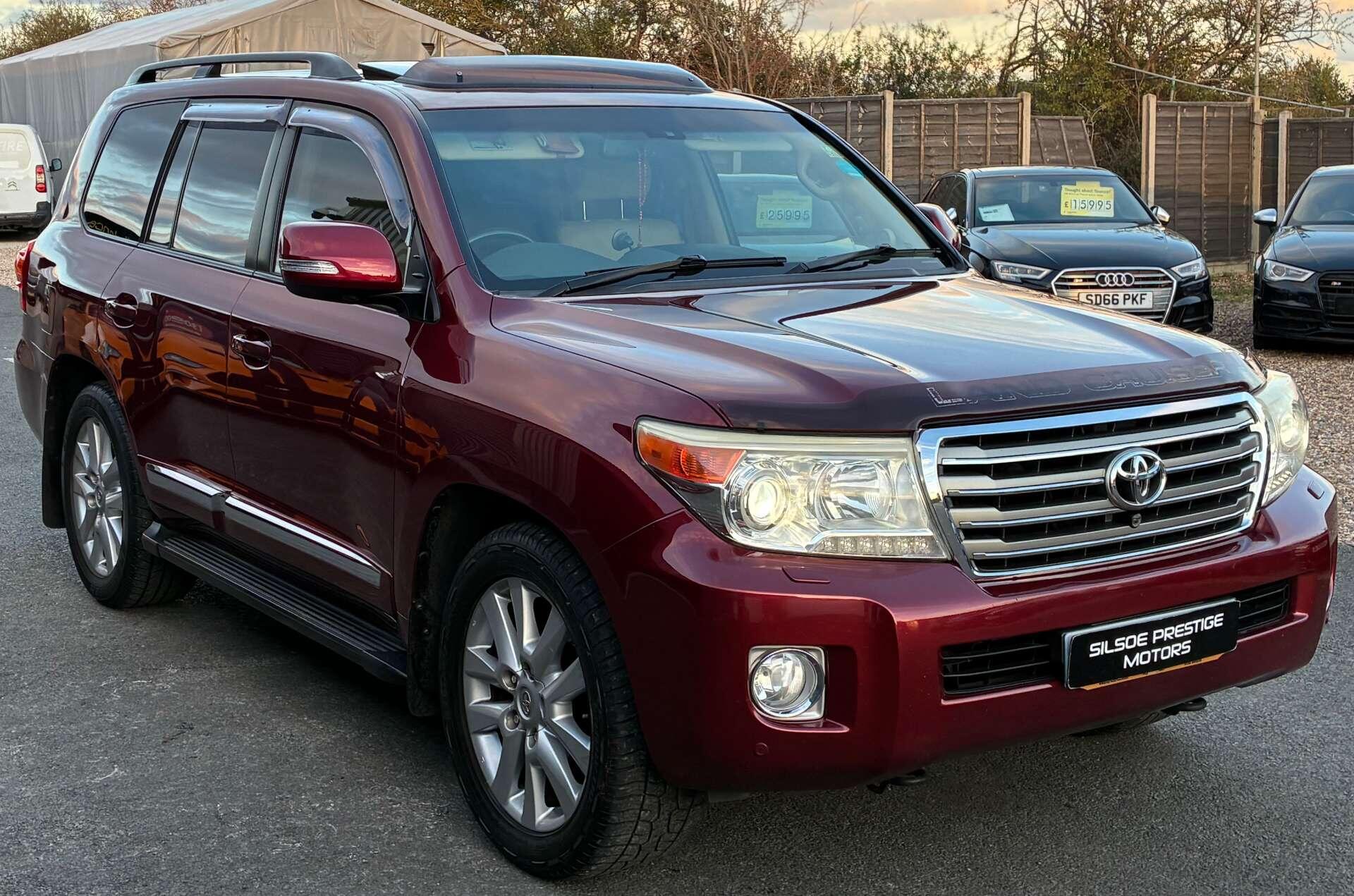 2014 Toyota Land Cruiser