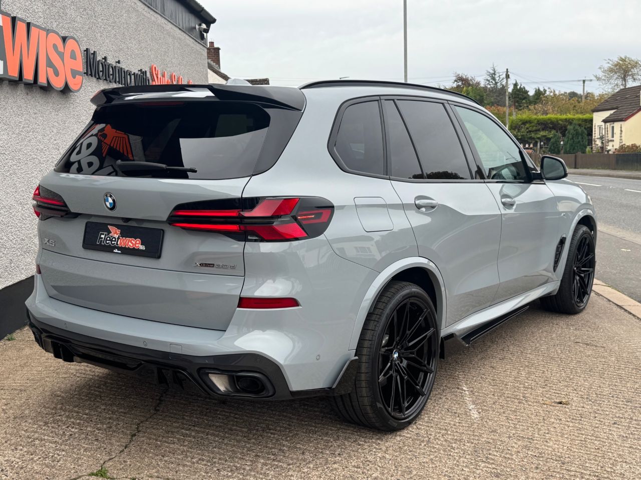 2023 BMW X5 M Sport - vehicle photo 4 for sale on PureCar