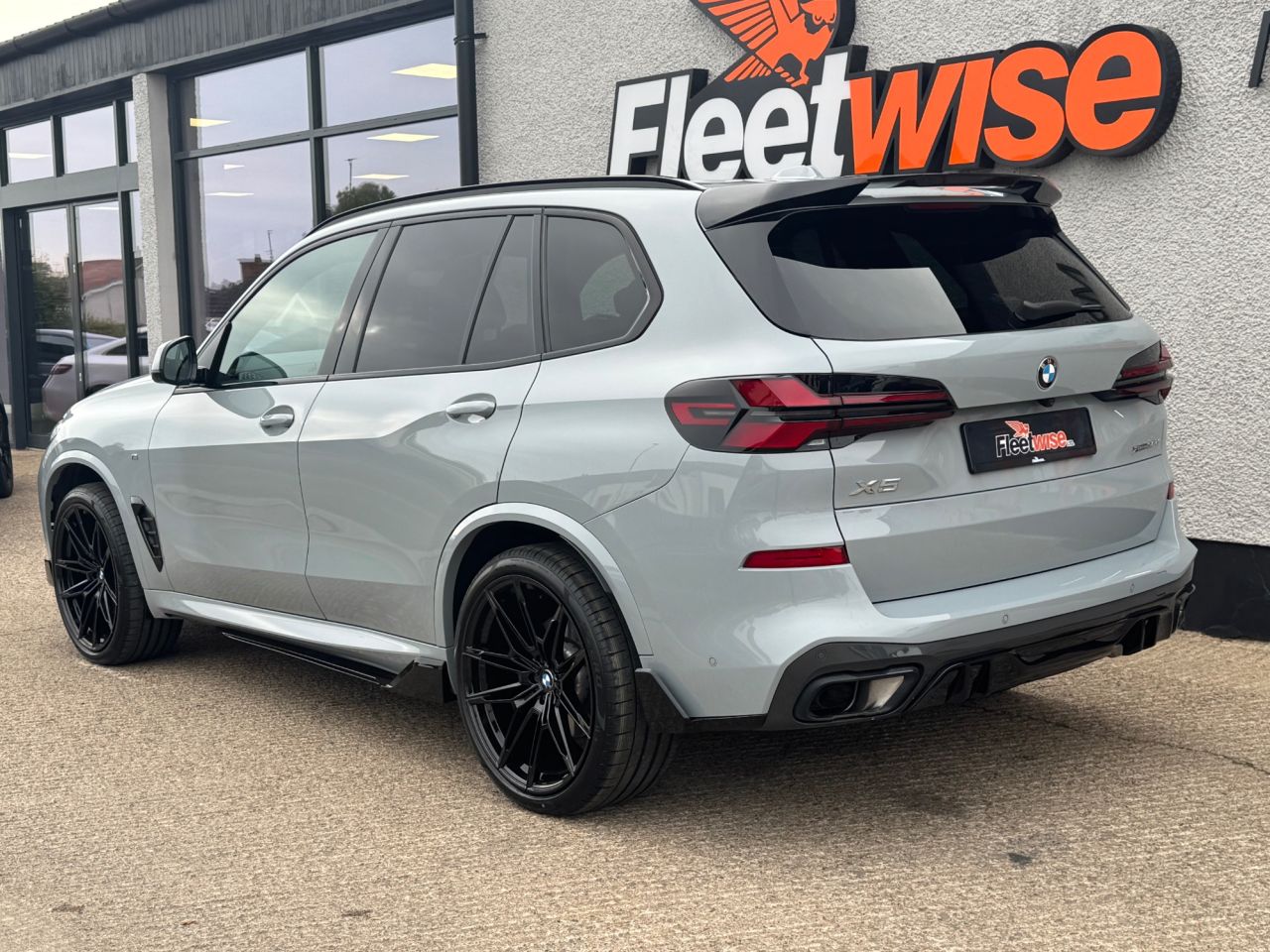 2023 BMW X5 M Sport - vehicle photo 6 for sale on PureCar