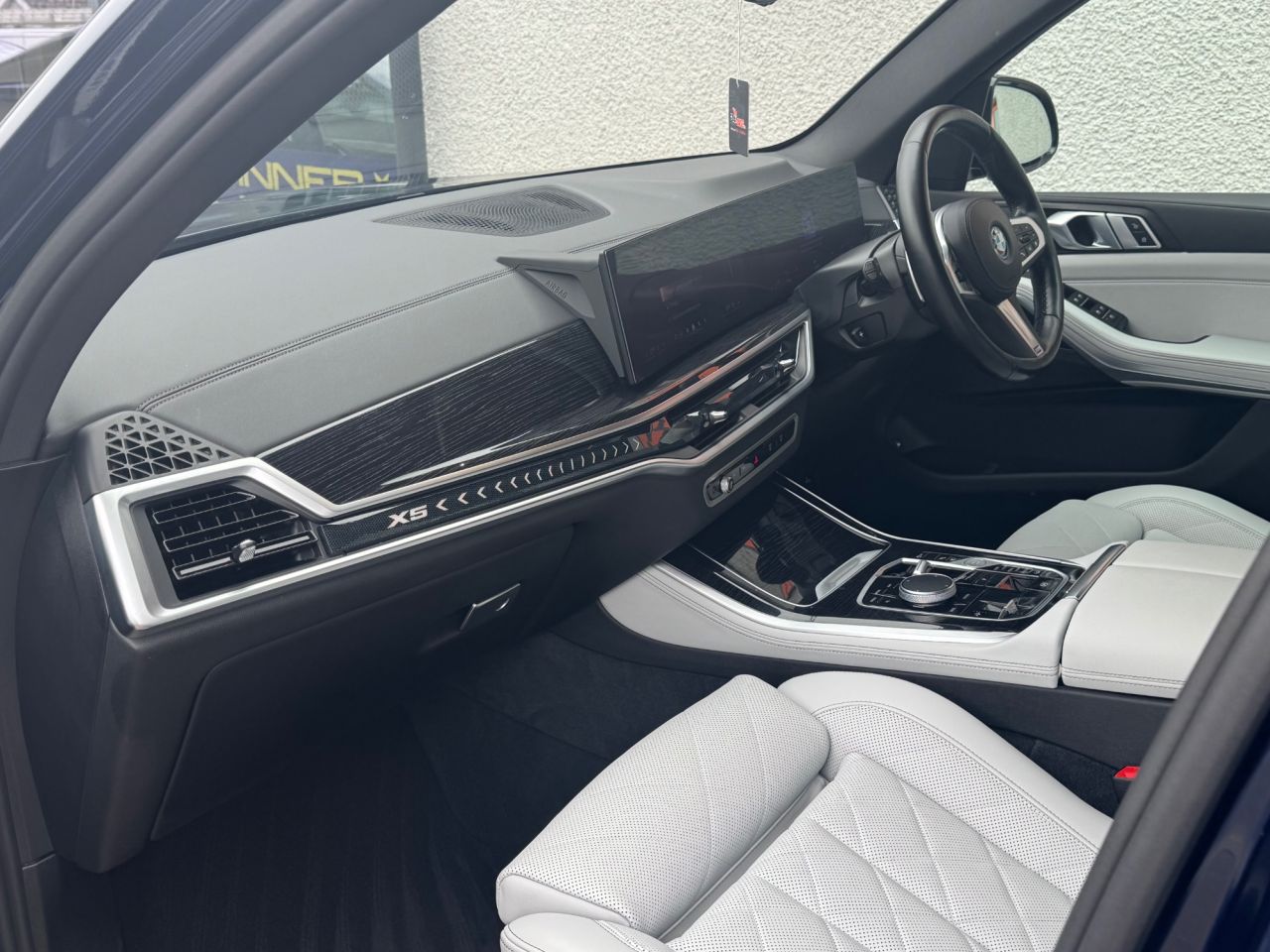2023 BMW X5 3.0 50e 25.7kWh M Sport SUV 5dr Petrol Plug-in Hybrid Steptronic xDrive Eur - vehicle photo 9 for sale on PureCar