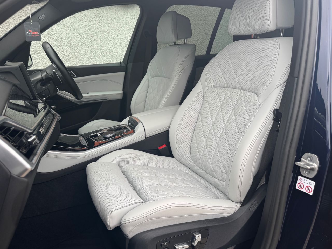 2023 BMW X5 3.0 50e 25.7kWh M Sport SUV 5dr Petrol Plug-in Hybrid Steptronic xDrive Eur - vehicle photo 10 for sale on PureCar