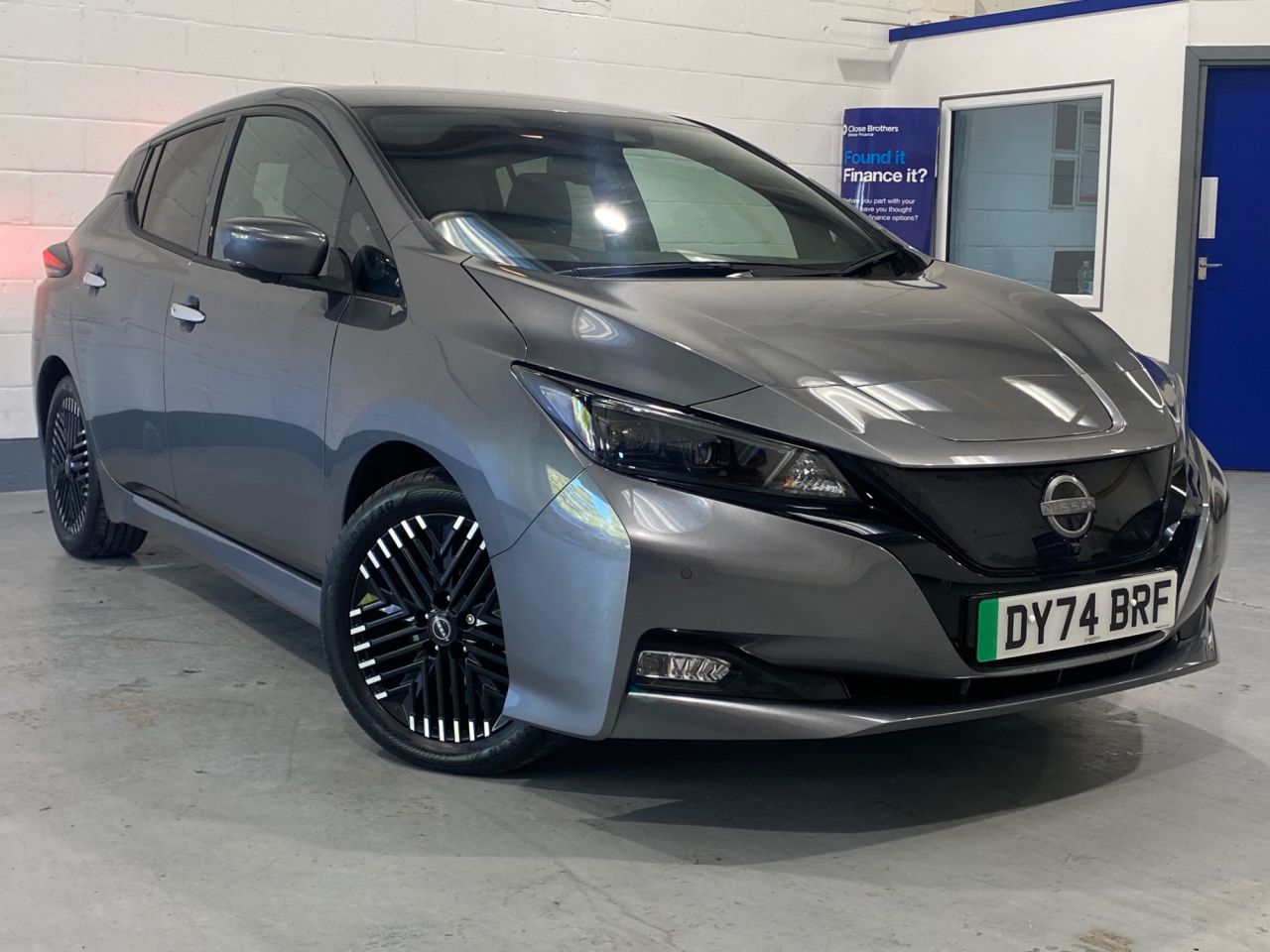 2024 Nissan Leaf