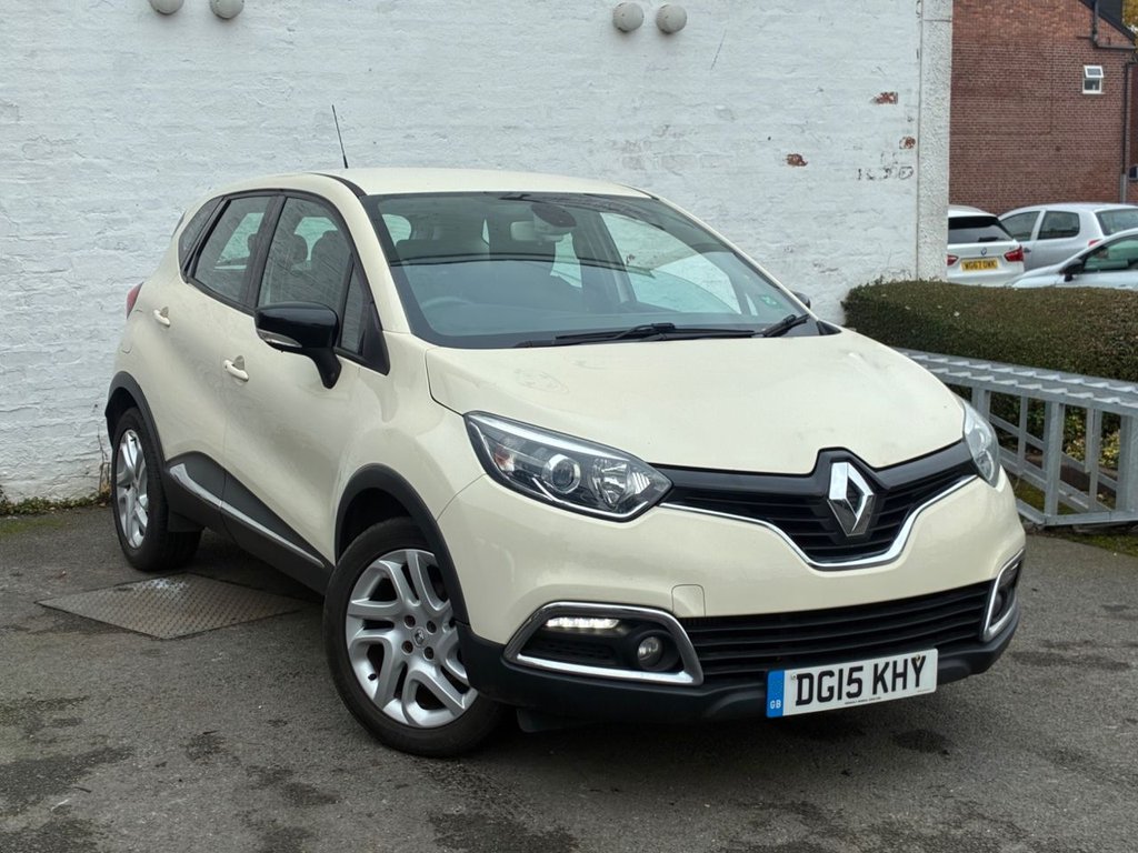 2015 Renault Captur — image 2