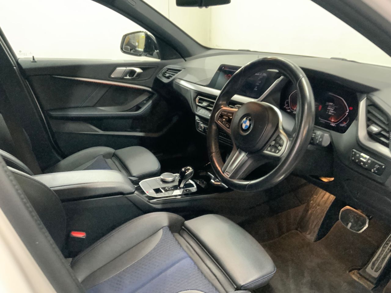 2022 BMW 1 SERIES M Sport - vehicle photo 17 for sale on PureCar