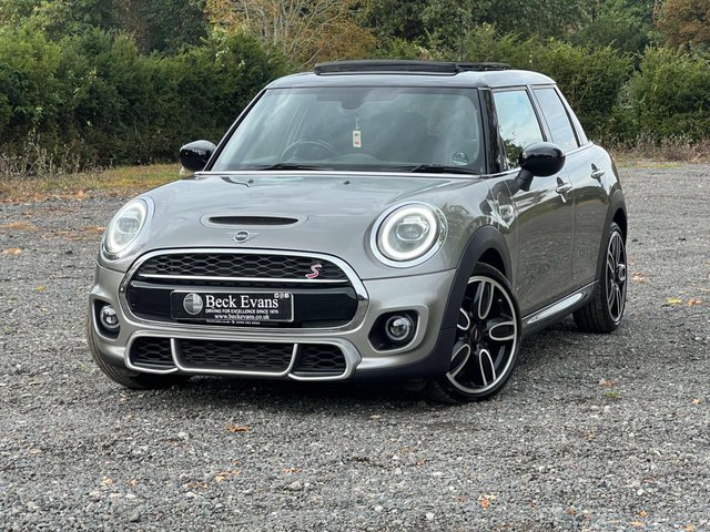 2019 MINI Hatch
