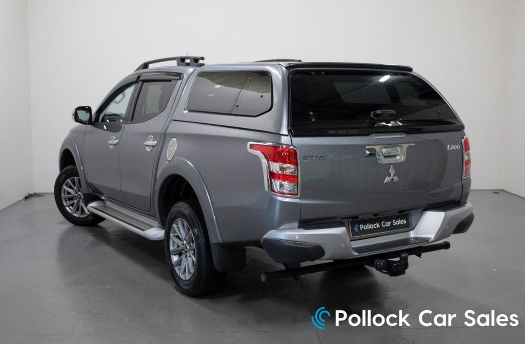 2019 MITSUBISHI L200 2.4 DI-D DC Barbarian Pickup Double Cab 4dr Diesel Auto 4WD Euro 6 (178 ps) - vehicle photo 2 for sale on PureCar