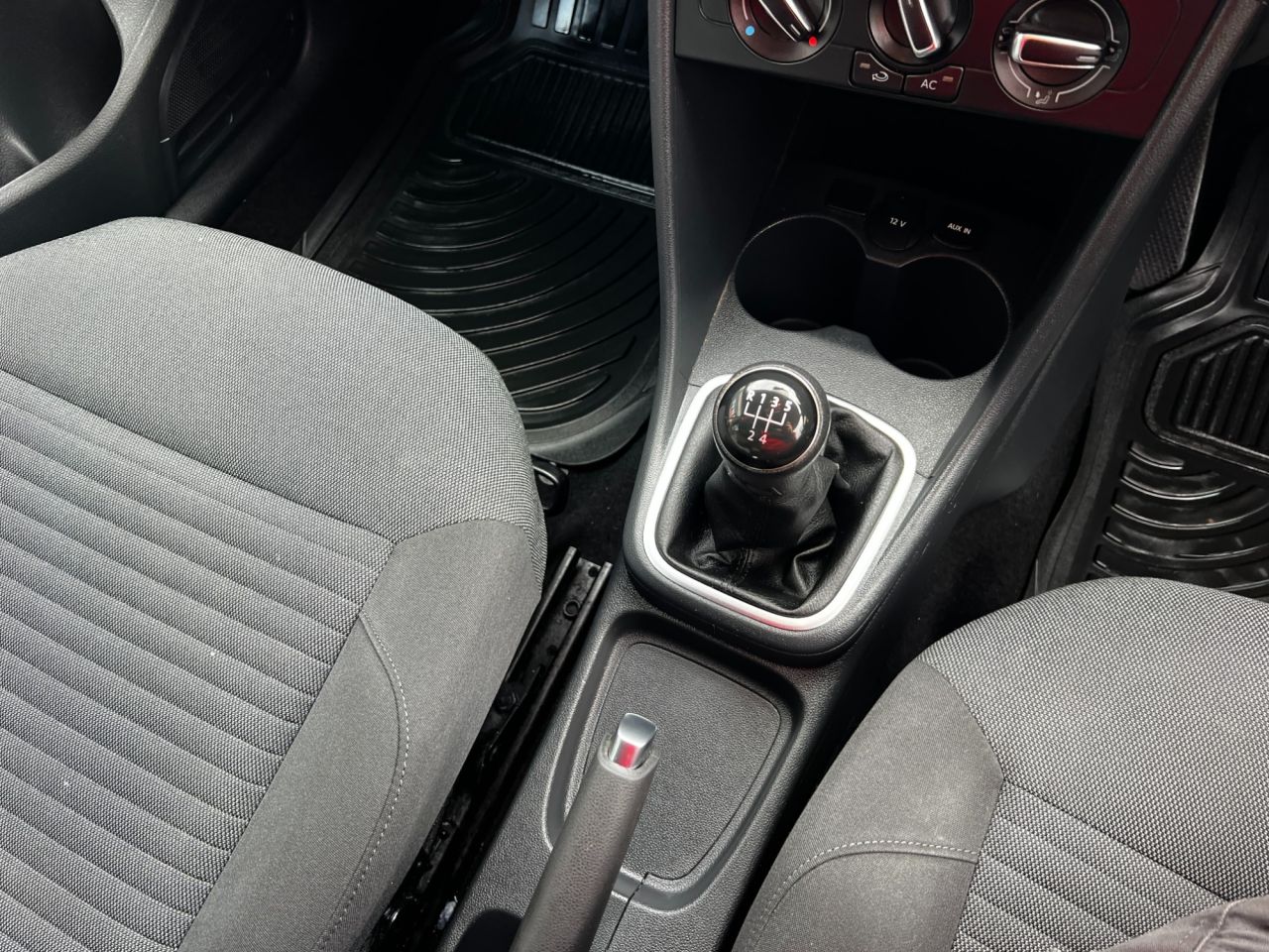 2013 VOLKSWAGEN POLO 1.4 Match Edition Hatchback 5dr Petrol Manual Euro 5 (85 ps) - vehicle photo 13 for sale on PureCar