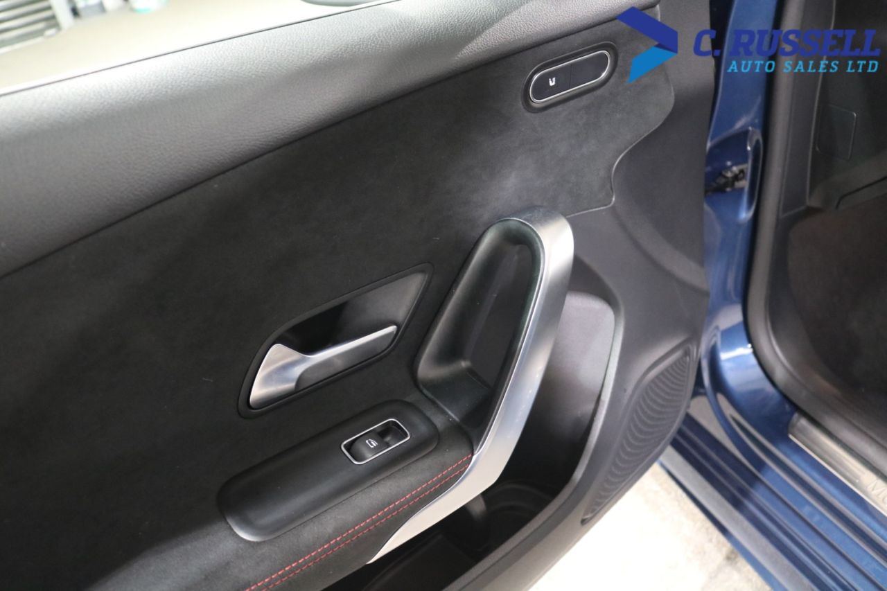 2020 MERCEDES A CLASS 1.3 A200 AMG Line Hatchback 5dr Petrol 7G-DCT Euro 6 (s/s) (163 ps) - vehicle photo 17 for sale on PureCar