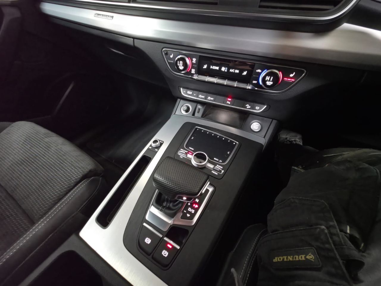 2020 AUDI Q5 2.0 TDI 40 S line SUV 5dr Diesel S Tronic quattro Euro 6 (s/s) (190 ps) S L - vehicle photo 24 for sale on PureCar