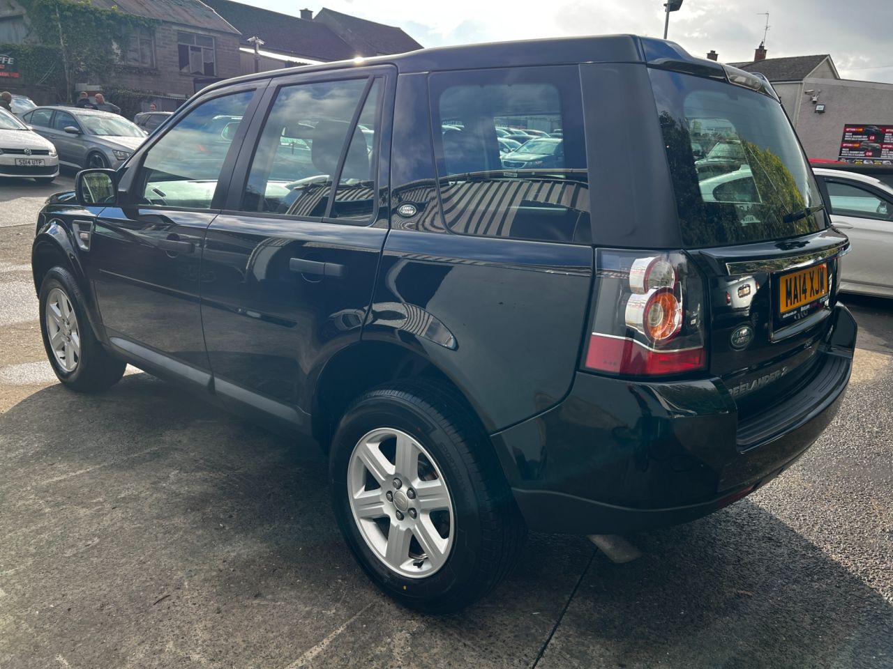 2014 LAND ROVER FREELANDER 2.2 TD4 GS SUV 5dr Diesel CommandShift 4WD Euro 5 (150 ps) - vehicle photo 4 for sale on PureCar