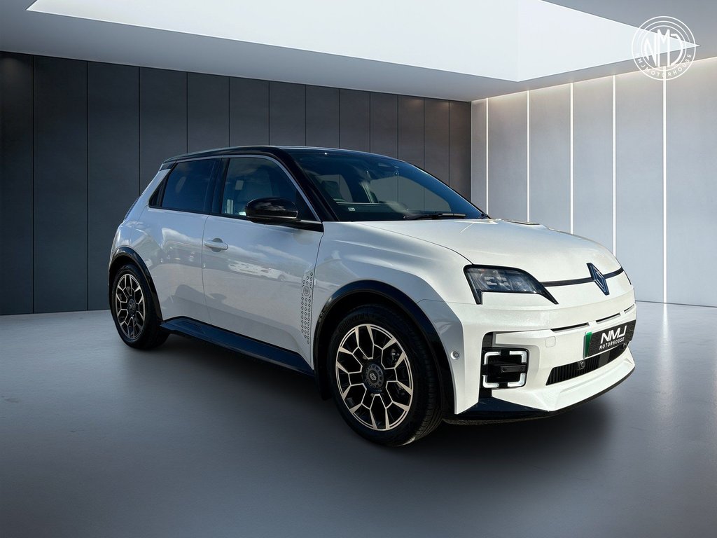 2026 RENAULT 5