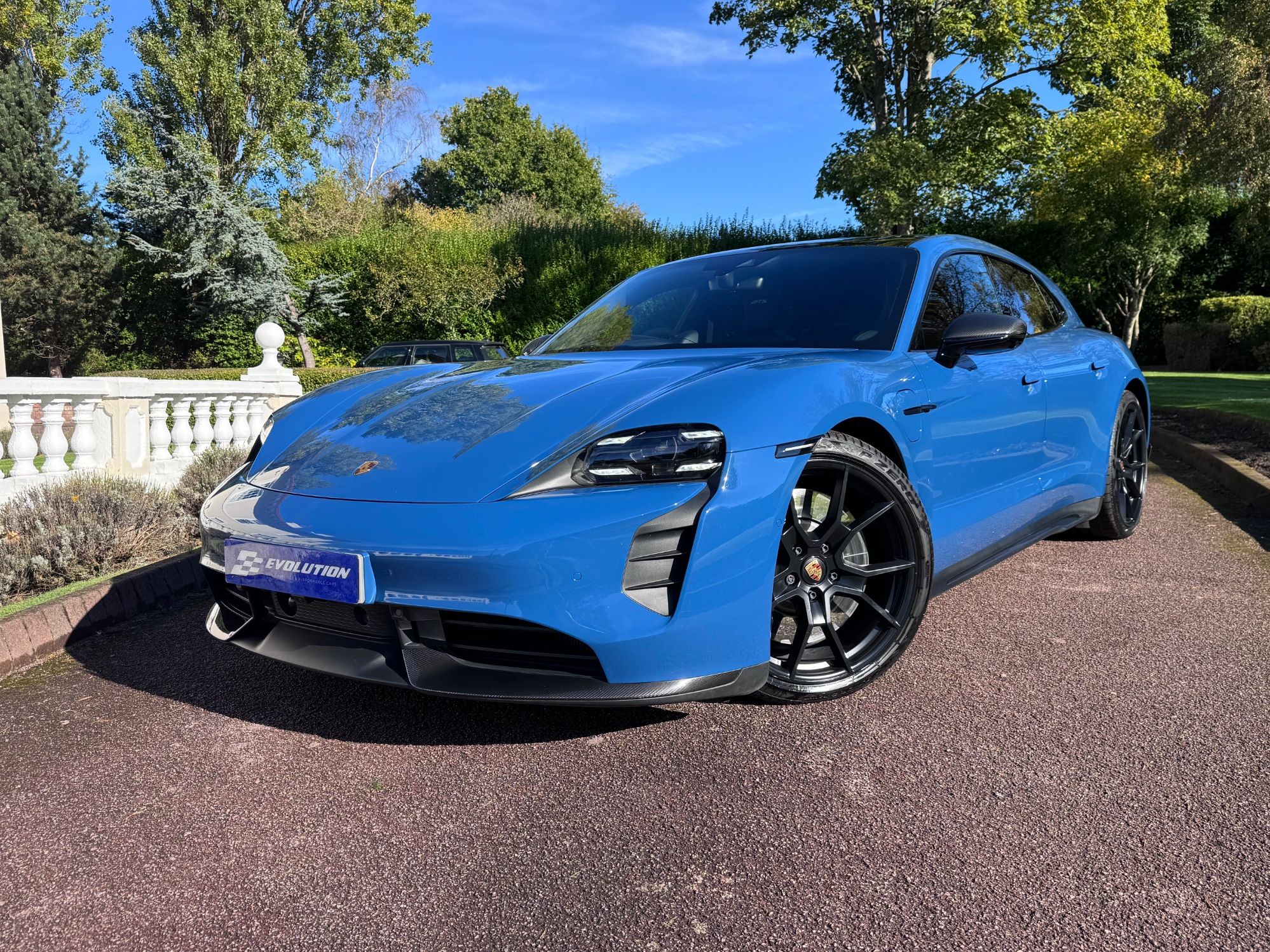 2023 Porsche Taycan