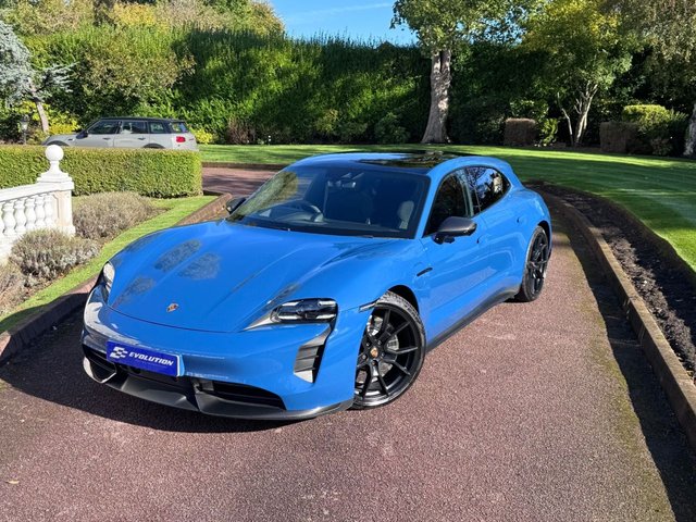 2023 Porsche Taycan