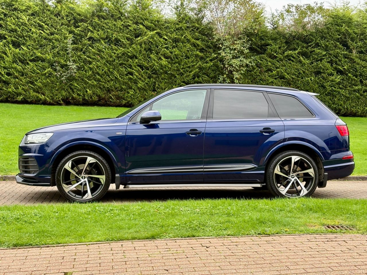 2018 AUDI Q7 S Line - vehicle photo 7 for sale on PureCar