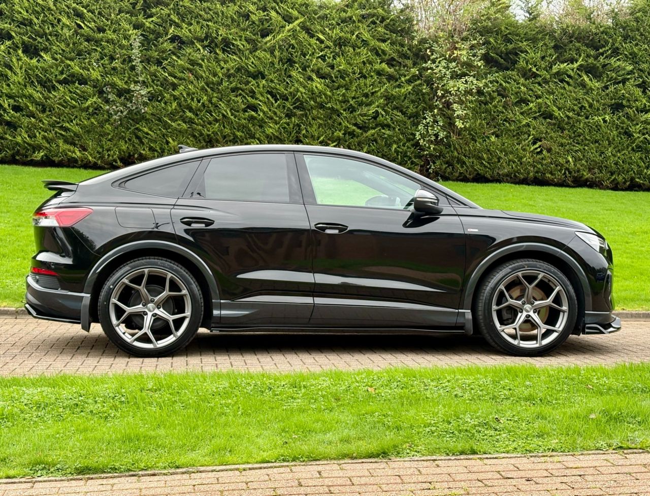 2023 AUDI Q4 E-TRON 40 Black Edition Sportback 5dr Electric Auto 82kWh (204 ps) - vehicle photo 7 for sale on PureCar