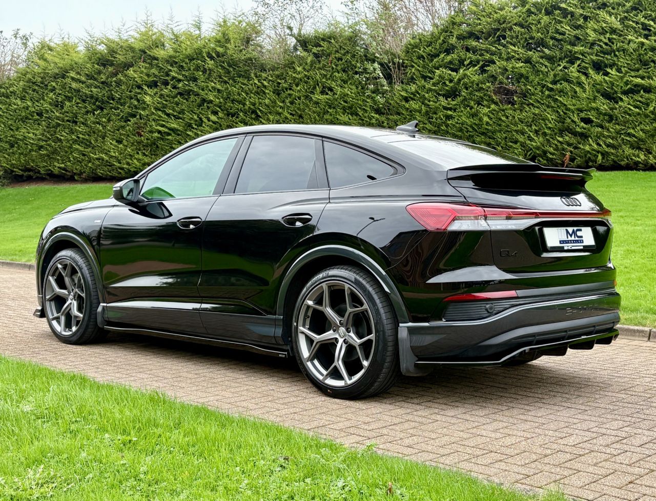 2023 AUDI Q4 E-TRON 40 Black Edition Sportback 5dr Electric Auto 82kWh (204 ps) - vehicle photo 4 for sale on PureCar
