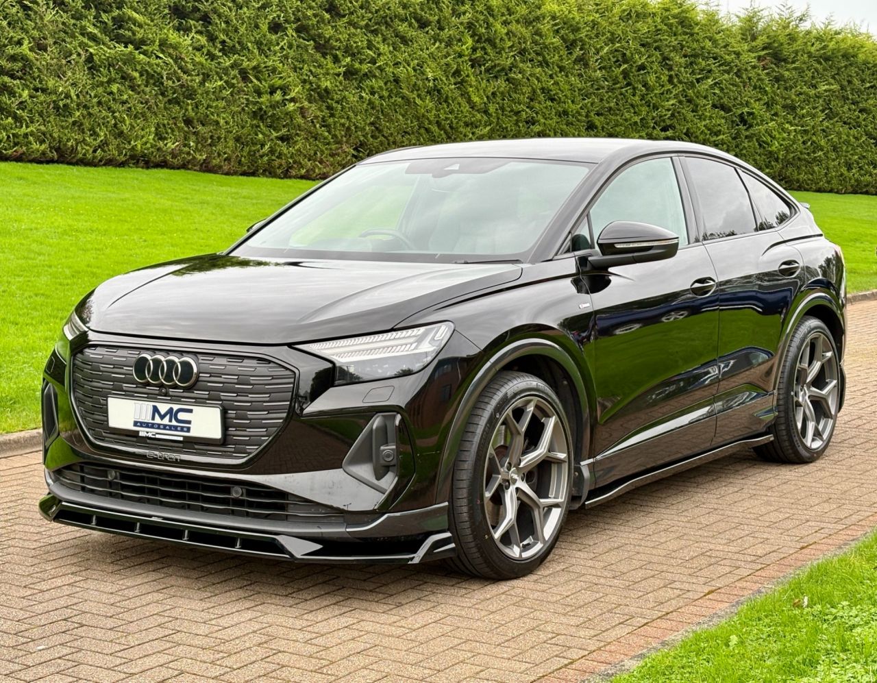 2023 AUDI Q4 E-TRON 40 Black Edition Sportback 5dr Electric Auto 82kWh (204 ps) - vehicle photo 2 for sale on PureCar