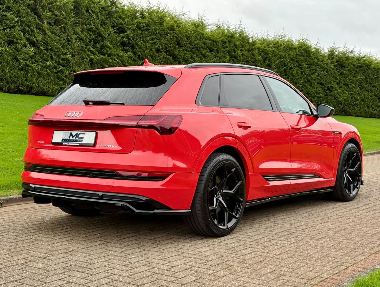 2021 AUDI E-TRON 55 Black Edition SUV 5dr Electric Auto quattro 95kWh (408 ps) - vehicle photo 3 for sale on PureCar