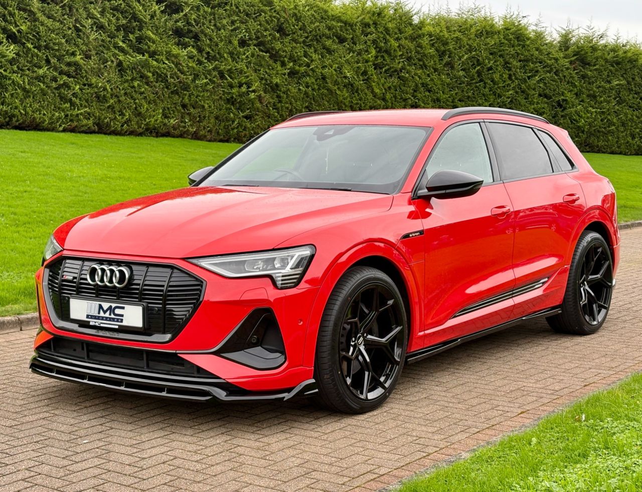 2021 AUDI E-TRON 55 Black Edition SUV 5dr Electric Auto quattro 95kWh (408 ps) - vehicle photo 2 for sale on PureCar
