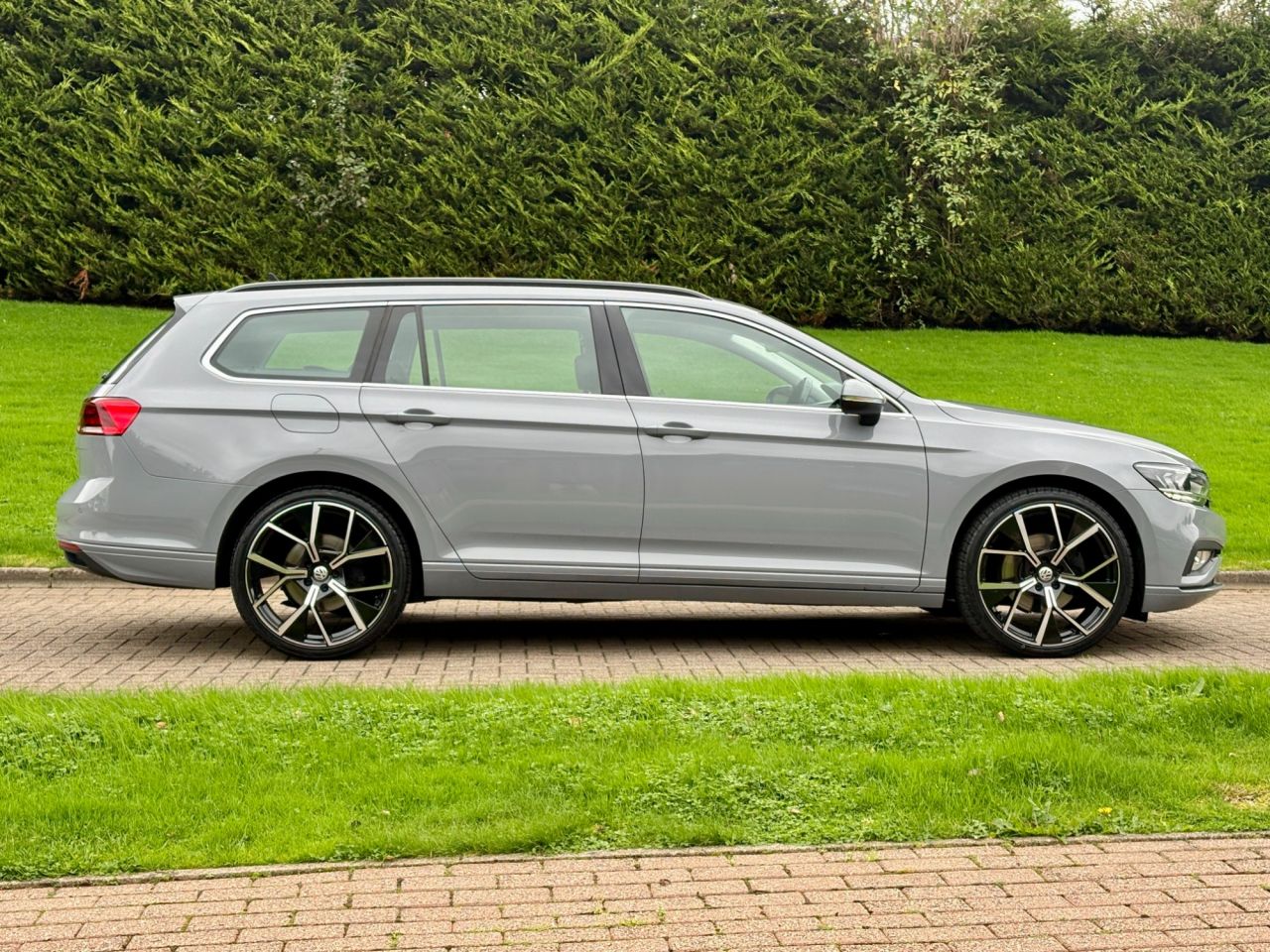 2022 VOLKSWAGEN PASSAT 2.0 TDI EVO SE Nav Estate 5dr Diesel DSG Euro 6 (s/s) (150 ps) - vehicle photo 7 for sale on PureCar