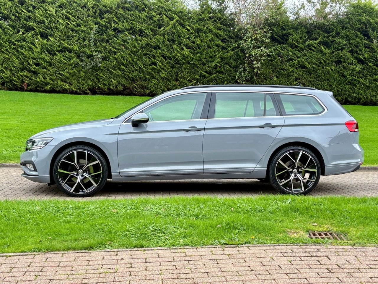 2022 VOLKSWAGEN PASSAT 2.0 TDI EVO SE Nav Estate 5dr Diesel DSG Euro 6 (s/s) (150 ps) - vehicle photo 8 for sale on PureCar