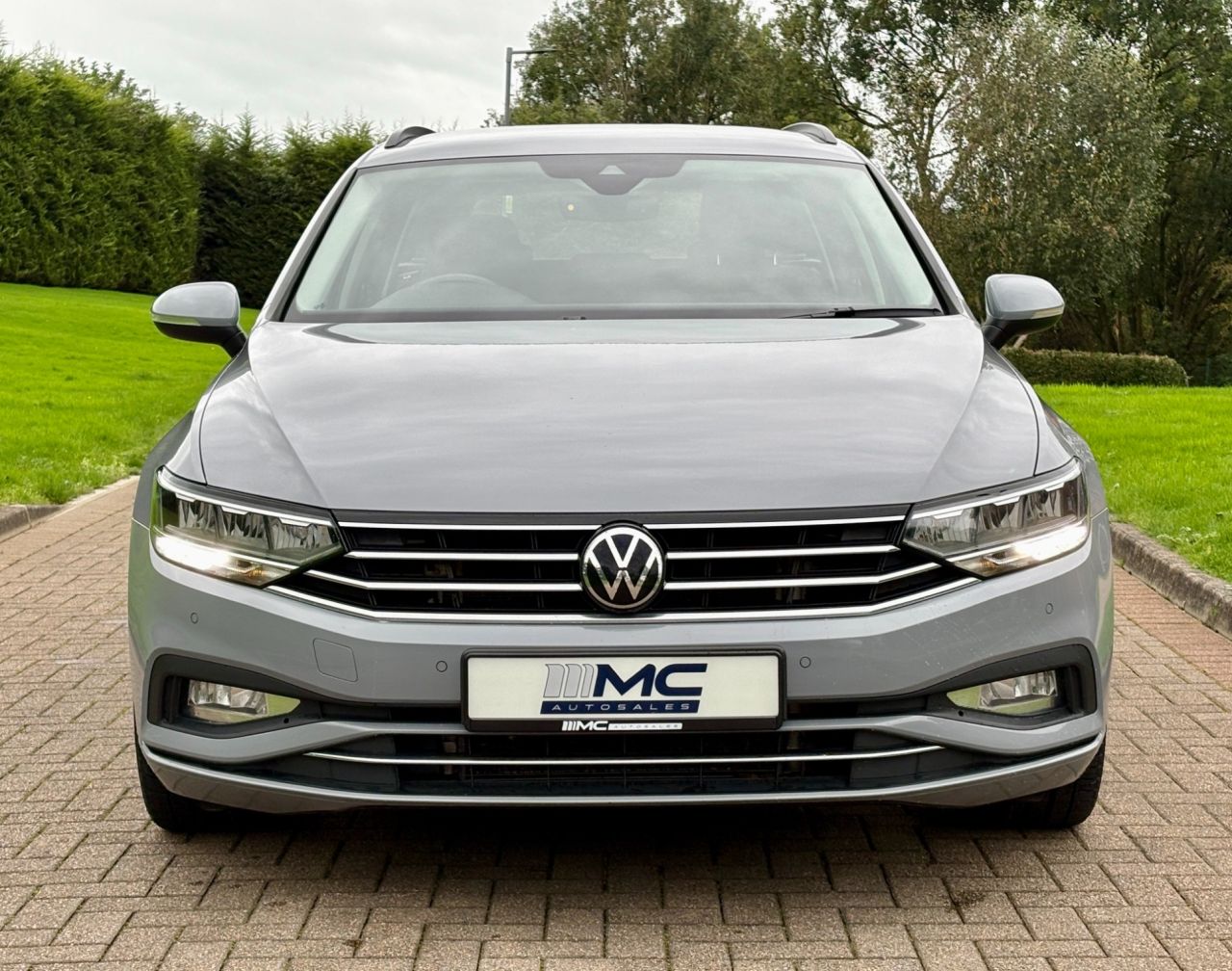 2022 VOLKSWAGEN PASSAT 2.0 TDI EVO SE Nav Estate 5dr Diesel DSG Euro 6 (s/s) (150 ps) - vehicle photo 10 for sale on PureCar