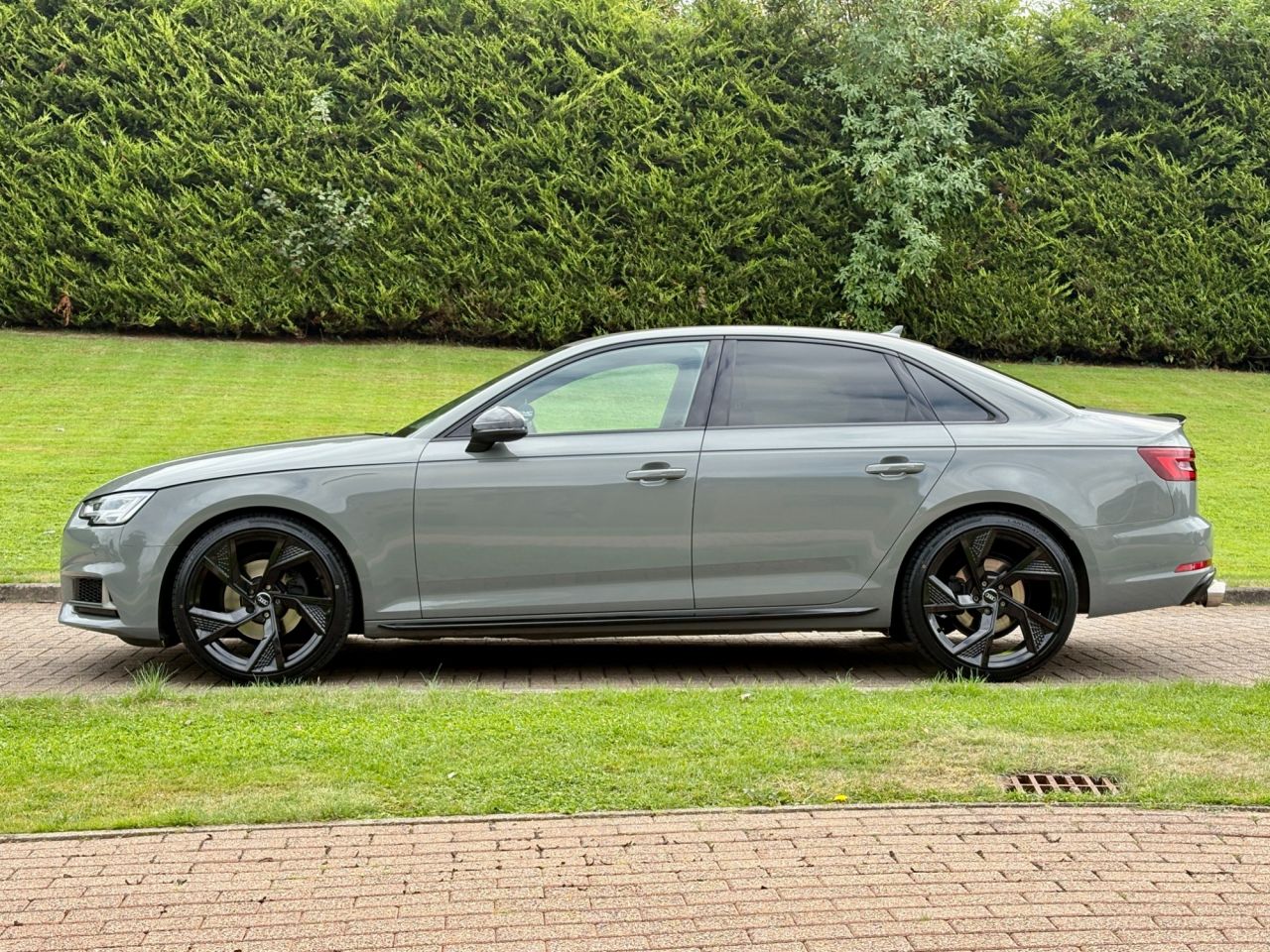 2018 AUDI A4 1.4 TFSI Black Edition Saloon 4dr Petrol Manual Euro 6 (s/s) (150 ps) - vehicle photo 9 for sale on PureCar