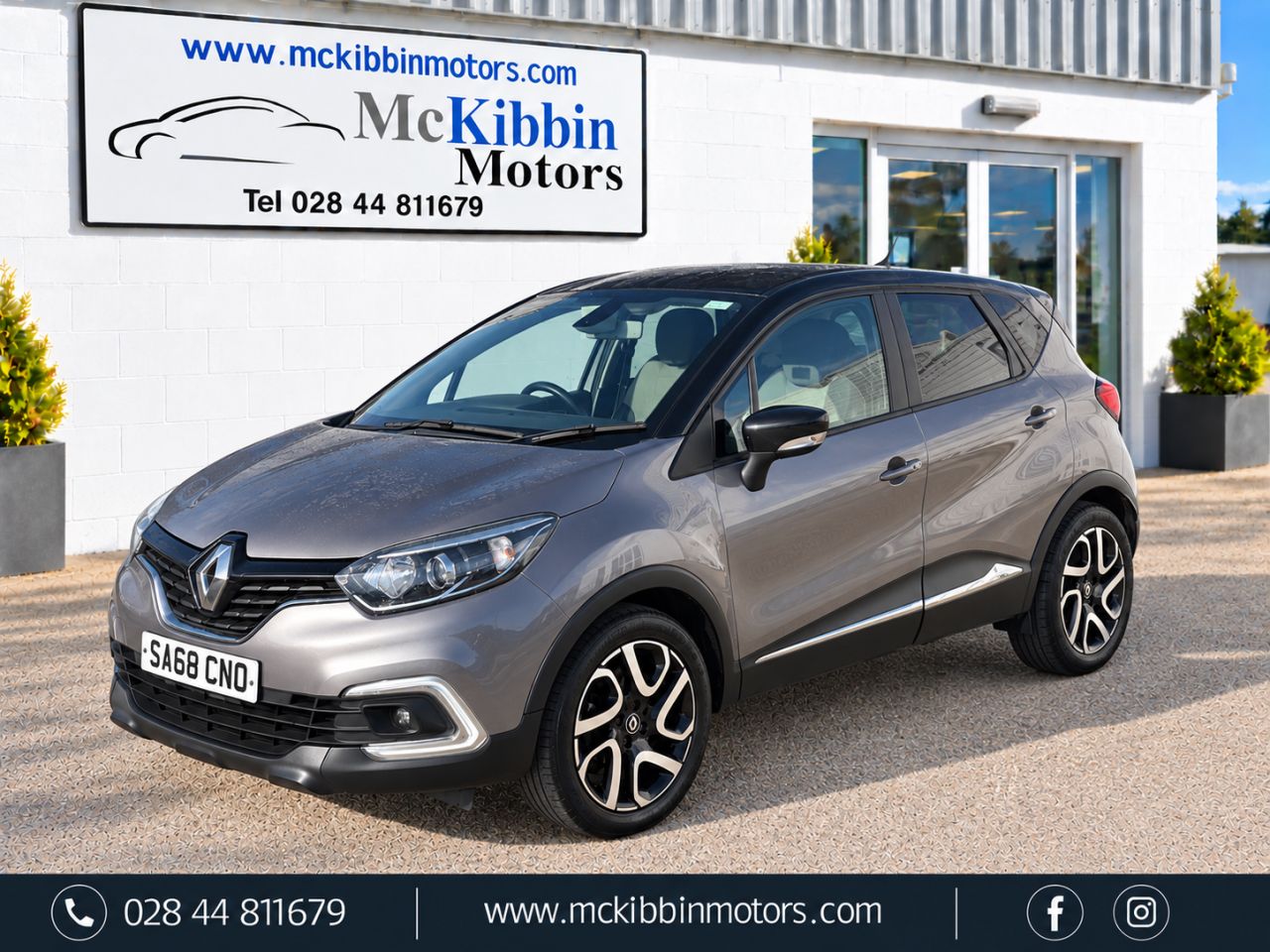 2018 RENAULT CAPTUR TCE Iconic - vehicle photo 5 for sale on PureCar