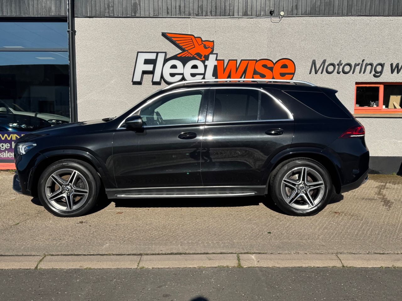 2019 MERCEDES GLE 2.0 GLE300d AMG Line (Premium) SUV 5dr Diesel G-Tronic 4MATIC Euro 6 (s/s) - vehicle photo 6 for sale on PureCar