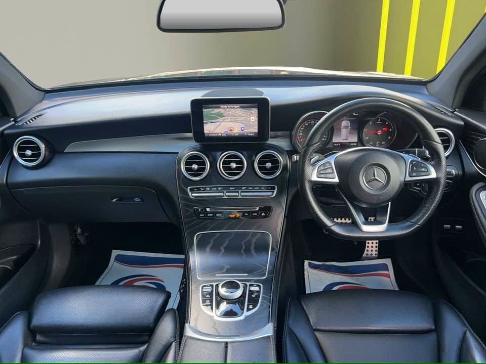2018 MERCEDES GLC 2.1 GLC250d AMG Line (Premium) SUV 5dr Diesel G-Tronic 4MATIC Euro 6 (s/s) - vehicle photo 12 for sale on PureCar