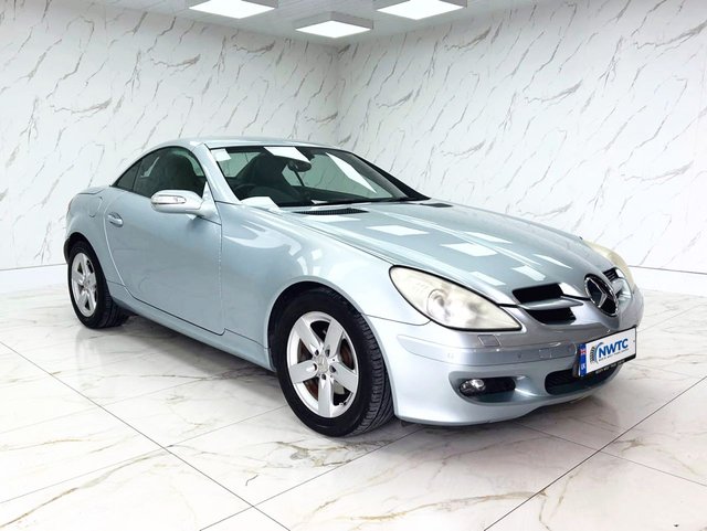 2005 Mercedes-Benz SLK