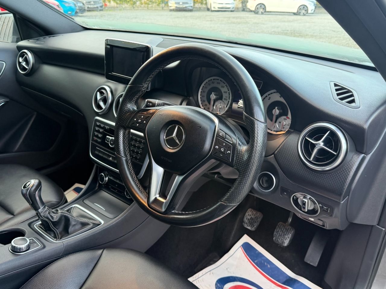 2015 MERCEDES A CLASS 2.1 A200 CDI Sport Edition Hatchback 5dr Diesel Manual Euro 6 (s/s) (136 ps - vehicle photo 9 for sale on PureCar