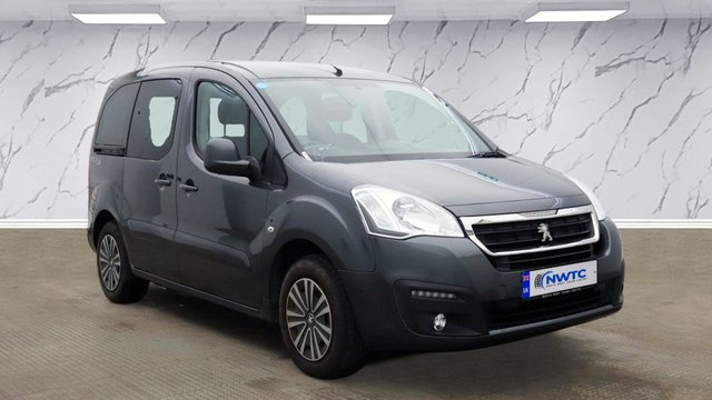 2017 Peugeot Partner Tepee